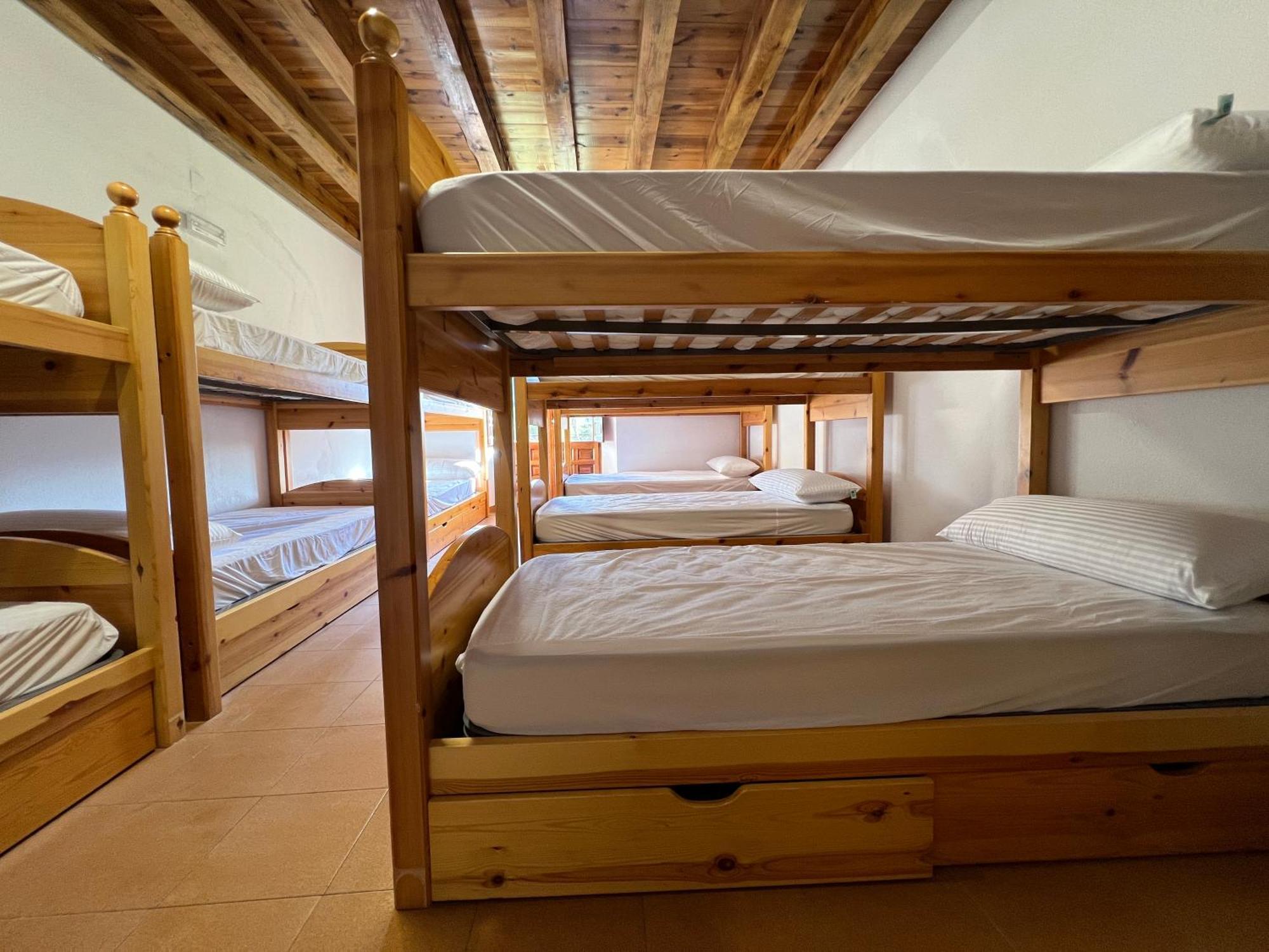 Albergue Pinares - La Casona De Revenga Regumiel de la Sierra 外观 照片